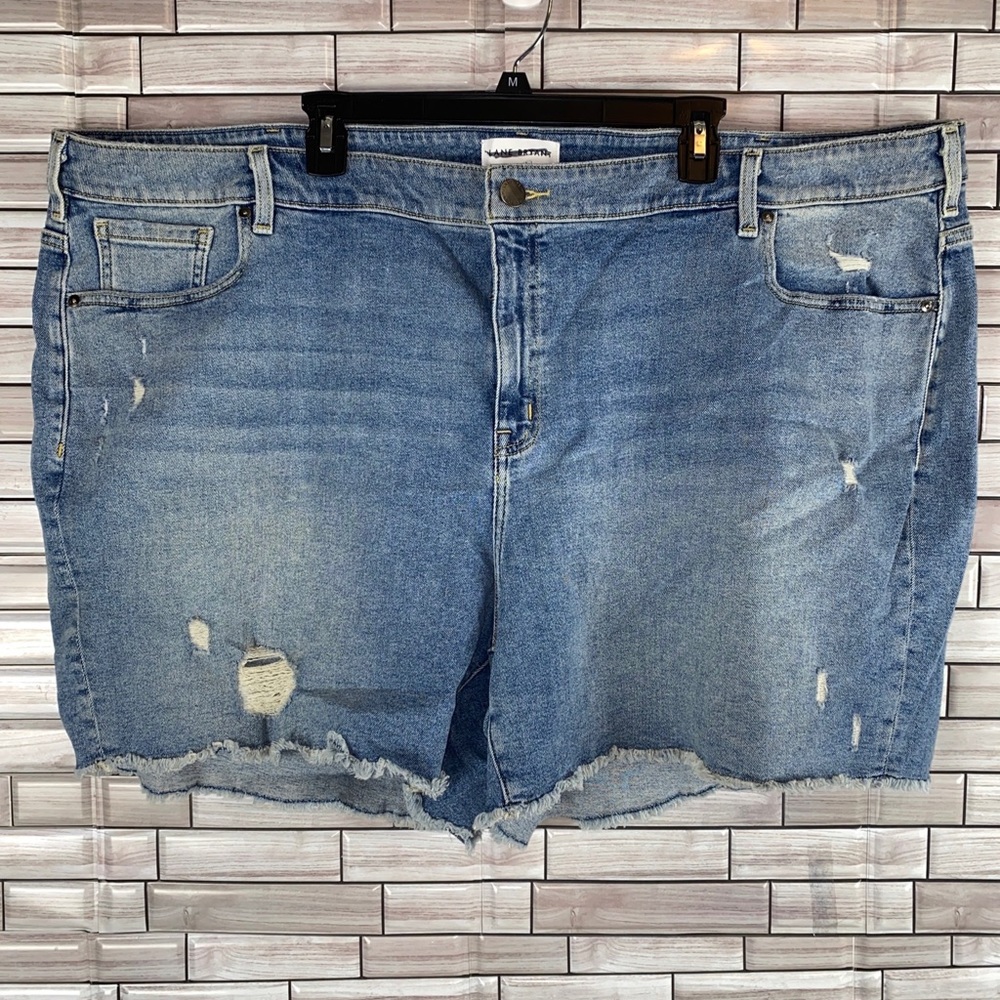 Lane Bryant Flex Magic Waistband Girlfriend Short Distressed Size 28